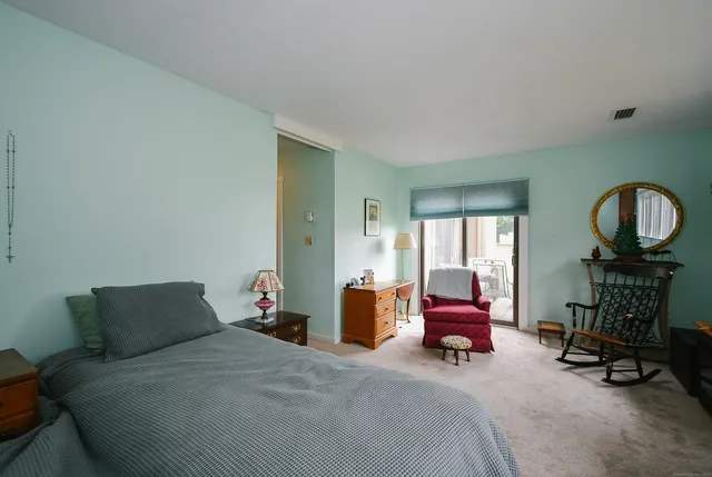 $344,900 | 3 Pilgrims Harbor, Unit A, Wallingford, CT 06492