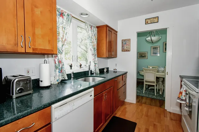 $344,900 | 3 Pilgrims Harbor, Unit A, Wallingford, CT 06492