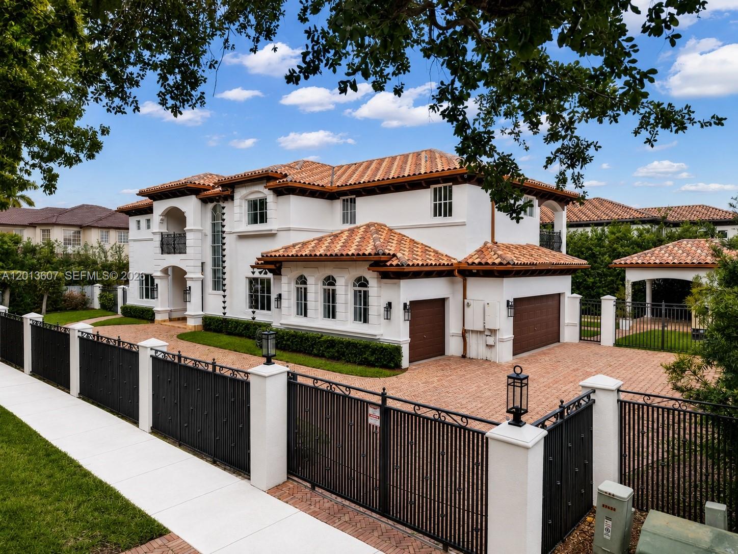 16763 Northwest 77th Path Miami Lakes, FL 33016 - Photo 59 of 63
