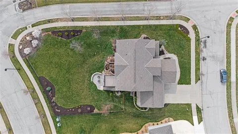 $675,000 | 8701 Northeast 86th Street, Kansas City, MO 64157