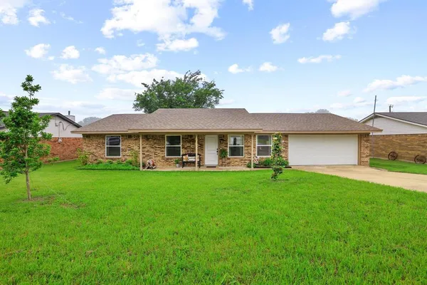 $310,000 | 928 Ricketts Street, Howe, TX 75459