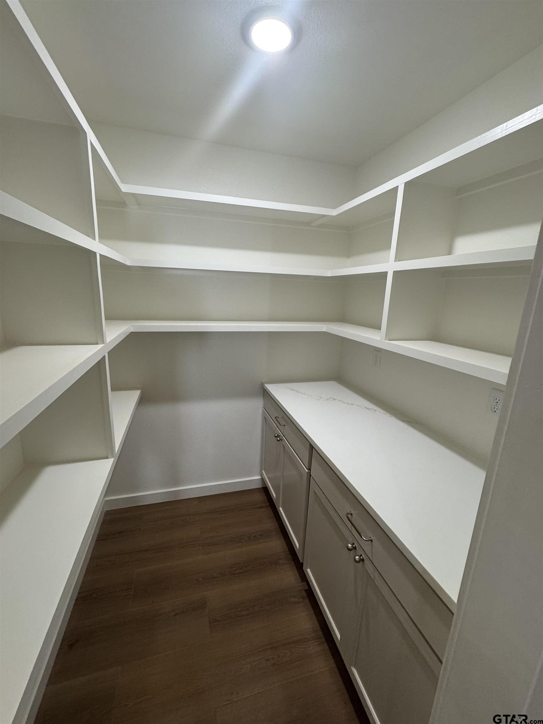 21070-c R 4147 C R 4147 Lindale, TX 75771 - Photo 18 of 23 a view of an empty walk in closet