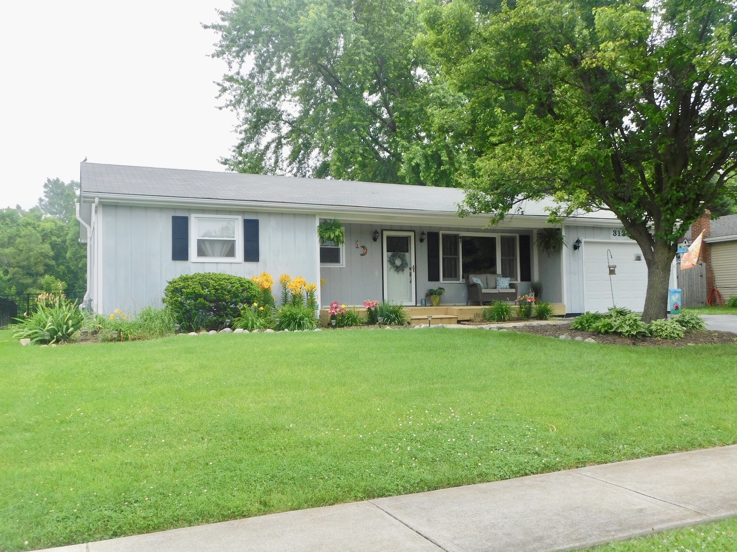 313 Stonegate Road New Lenox, IL 60451 - Photo 1 of 32