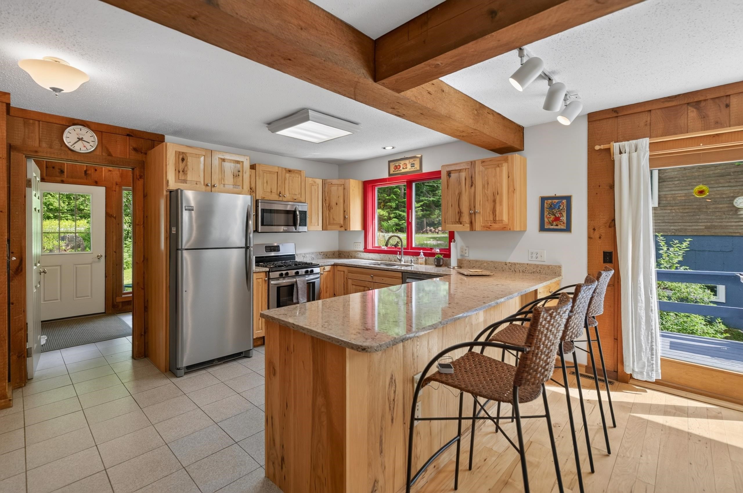 7 Tapping Tree Lane West Dover, VT 05356 - Photo 6 of 31