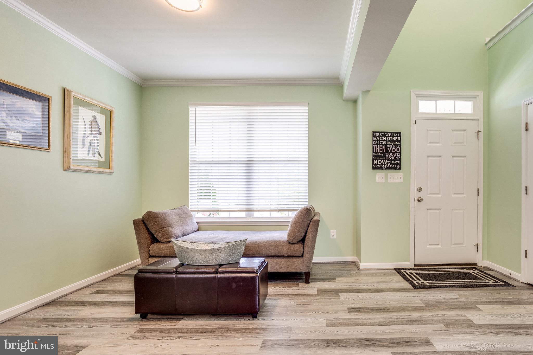 702 Busse Road Baltimore, MD 21220 - Photo 4 of 31