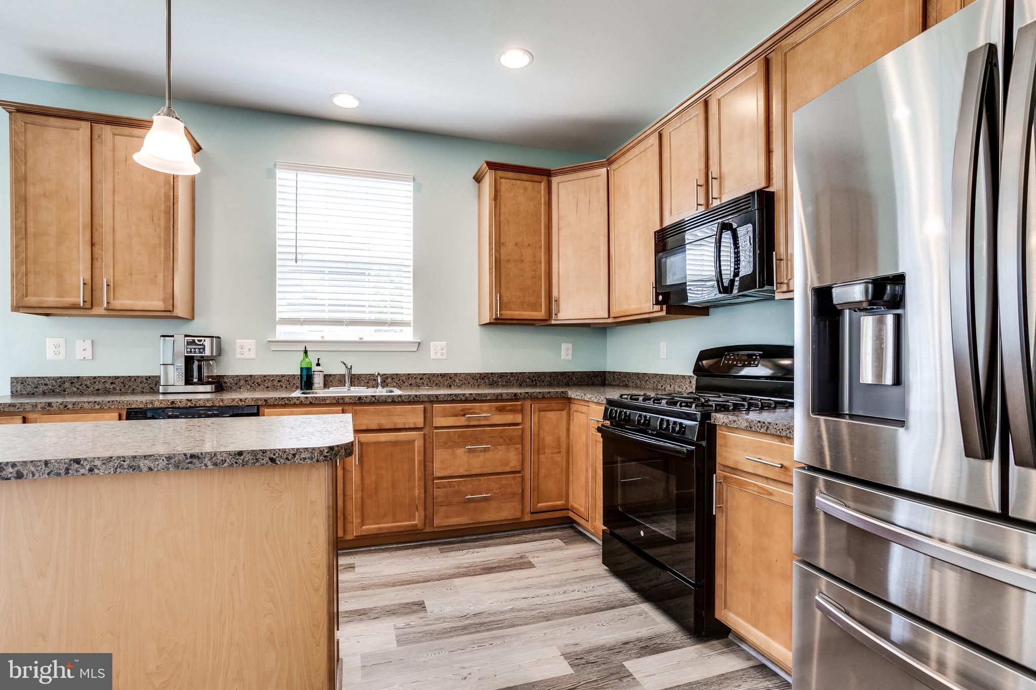 702 Busse Road Baltimore, MD 21220 - Photo 7 of 31