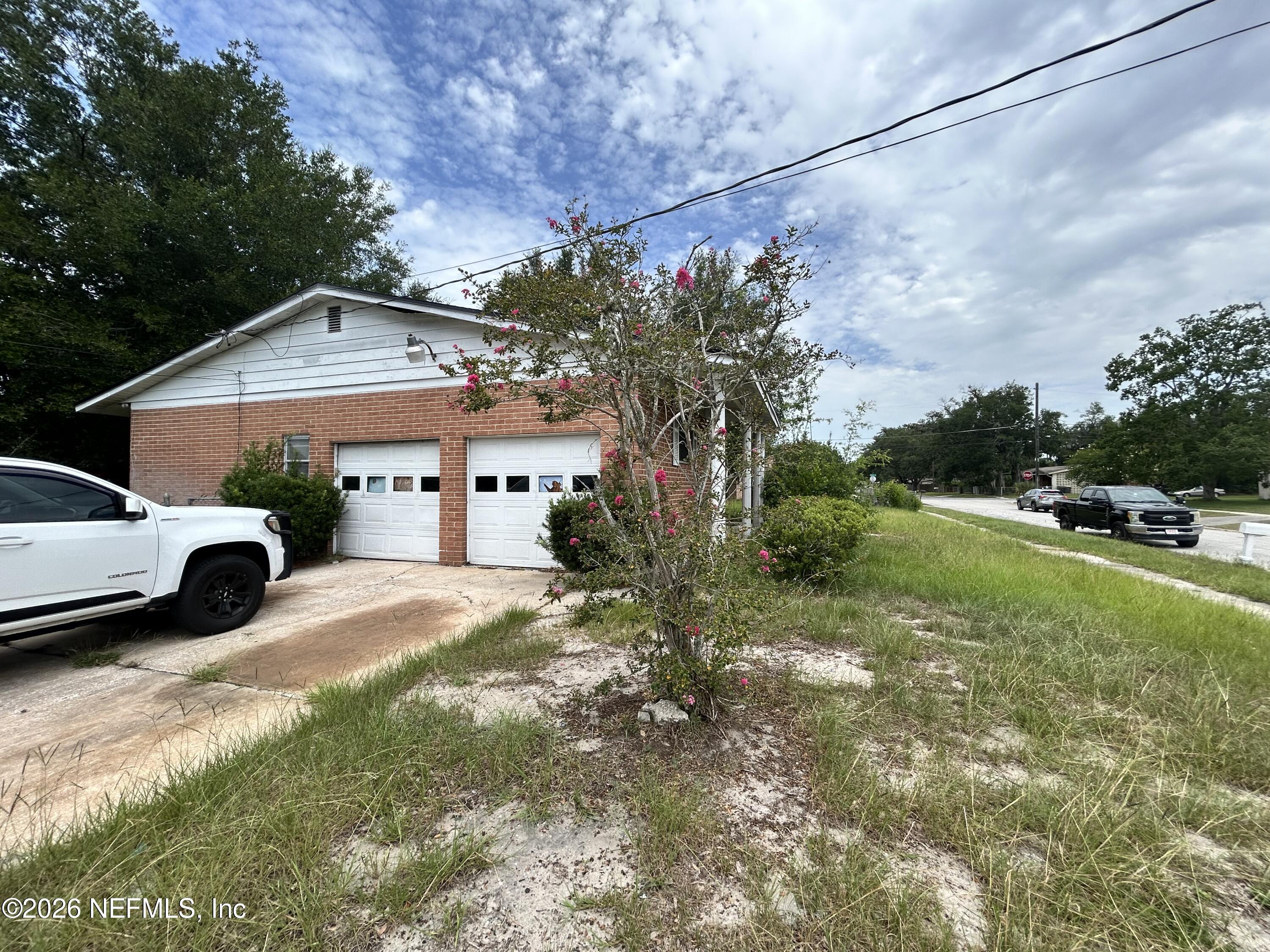 5820 Porsche Road Jacksonville, FL 32244 - Photo 3 of 19 IMG_4517