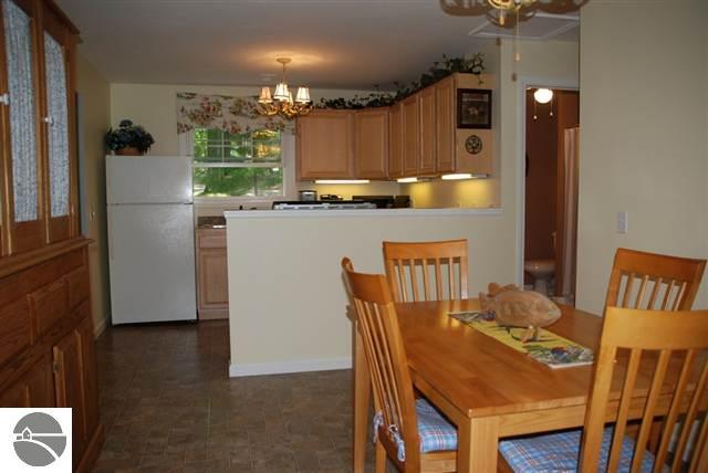 848 Ridge Road Beulah, MI 49617 - Photo 19 of 25 1737576-18.JPG