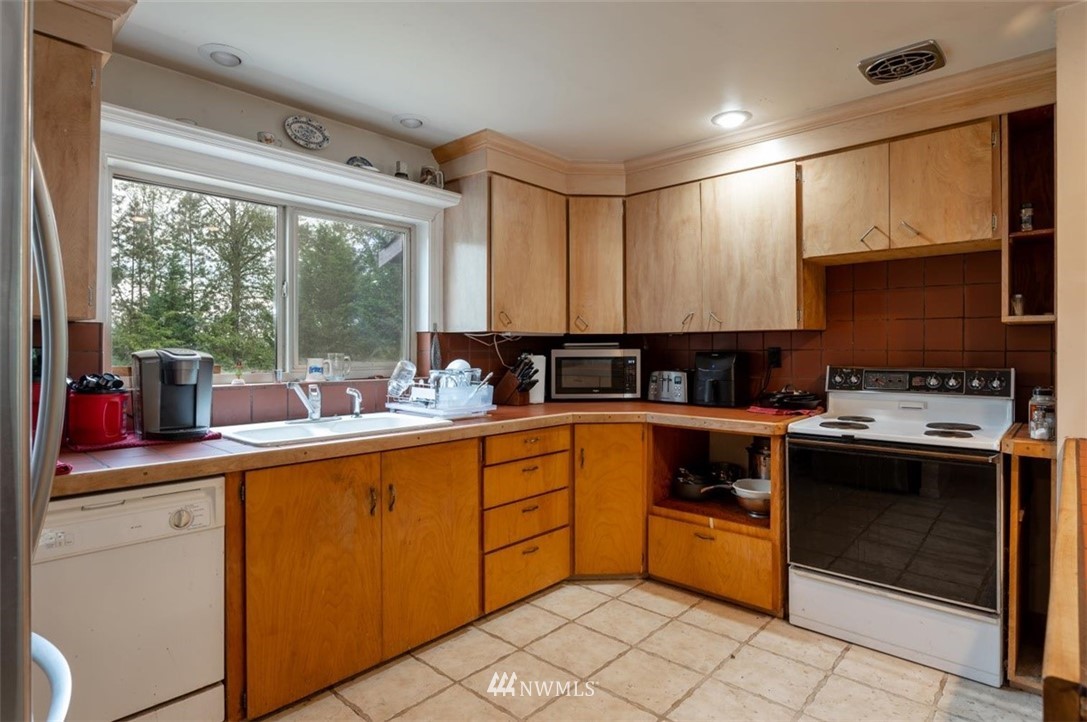 6789 Ershig Road Bow, WA 98232 - Photo 29 of 39 Gallery Image 29