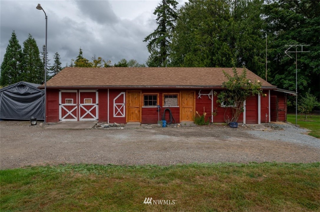 6789 Ershig Road Bow, WA 98232 - Photo 10 of 39 Gallery Image 10