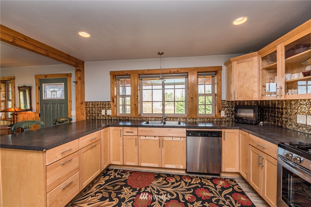 102 Brueckner Road Sequim, WA 98382 - Photo 15 of 40
