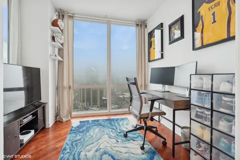 $349,900 | 757 North Orleans Street, Unit 1310, Chicago, IL 60654