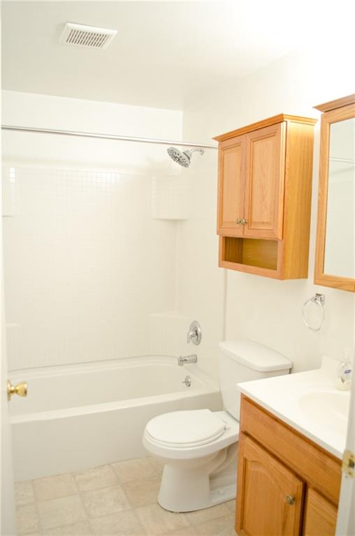 2005 Clearfork Road Bridgeville, PA 15017 - Photo 16 of 25 Gallery Image 16