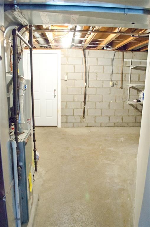 2005 Clearfork Road Bridgeville, PA 15017 - Photo 21 of 25 Gallery Image 21