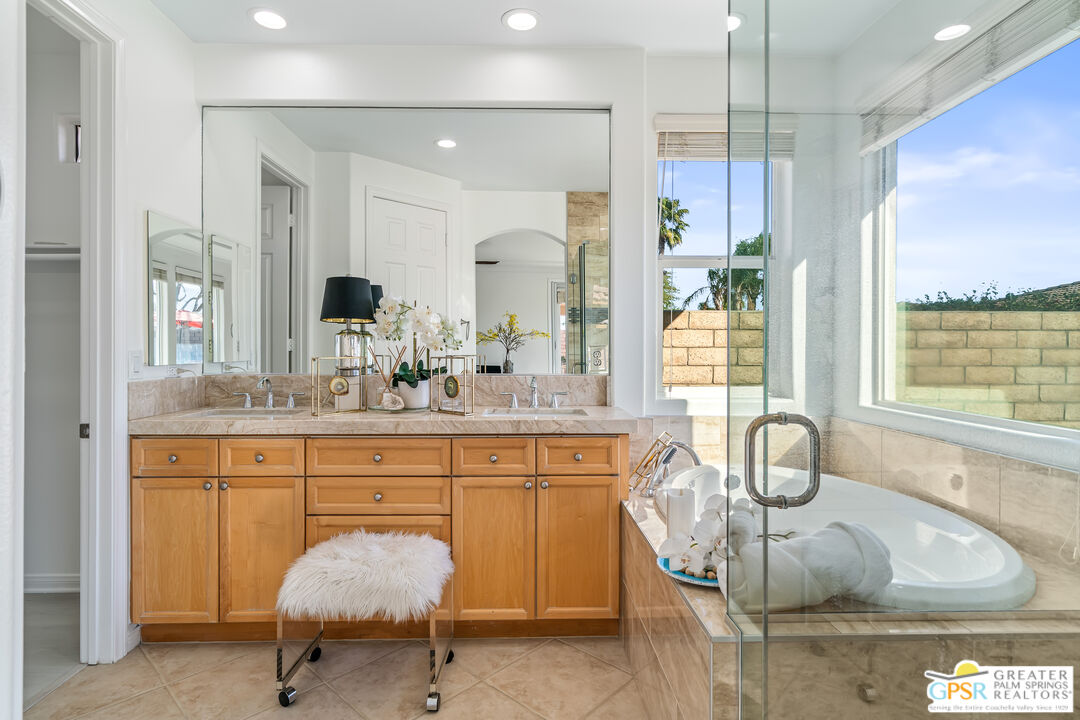 162 Via Milano Rancho Mirage, CA 92270 - Photo 20 of 35