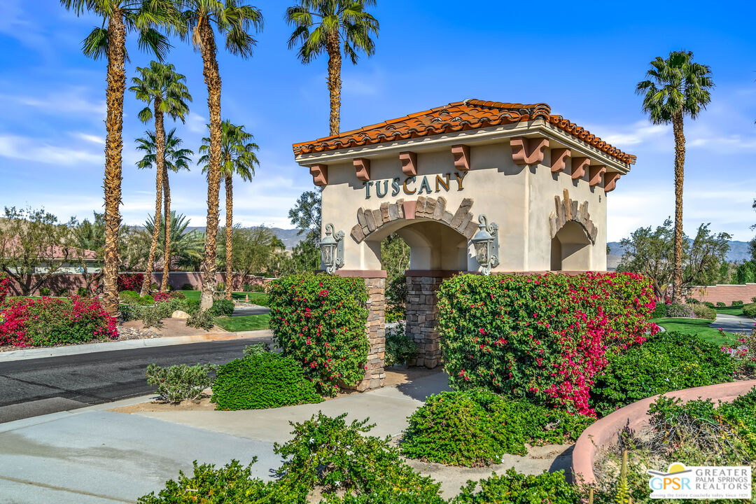 162 Via Milano Rancho Mirage, CA 92270 - Photo 2 of 35