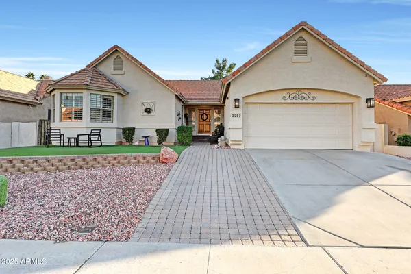 $645,000 | 6915 West Oraibi Drive, Glendale, AZ 85308