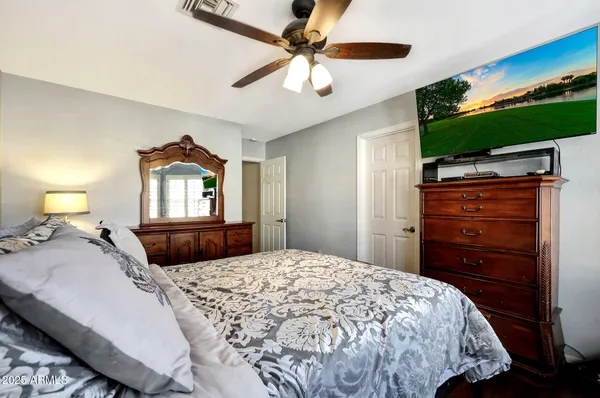 $645,000 | 6915 West Oraibi Drive, Glendale, AZ 85308