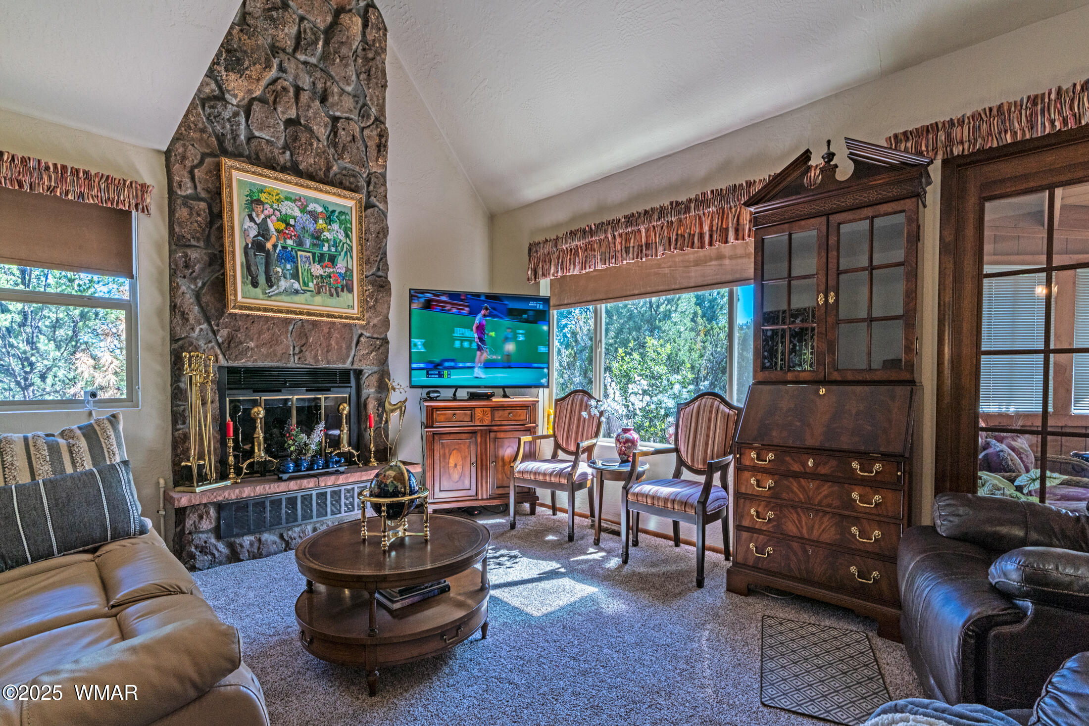 3591 West Thornton Road Show Low, AZ 85901 - Photo 4 of 30 _DSC3024-HDR-Edit