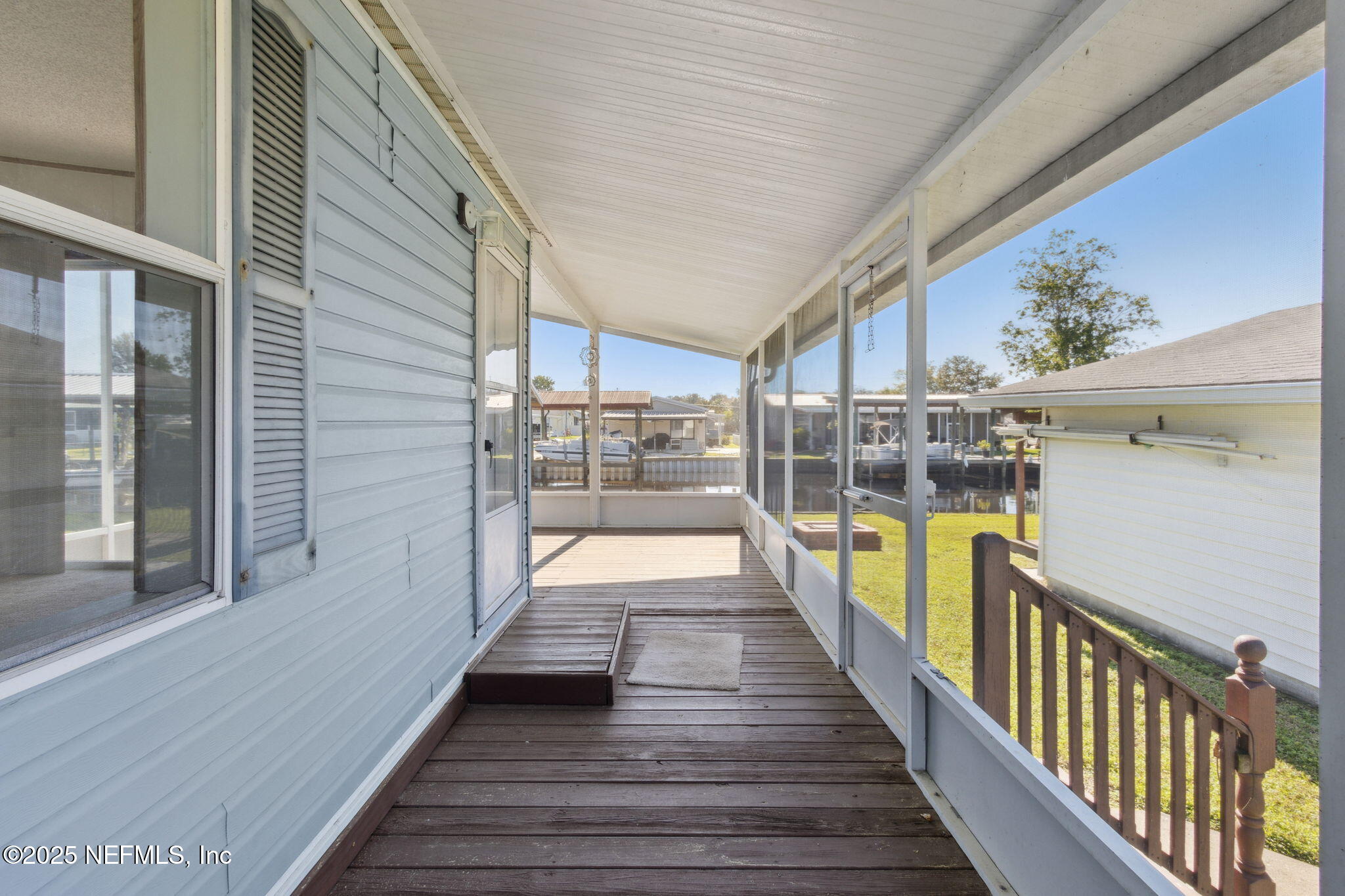 118 Paradise Drive Welaka, FL 32193 - Photo 32 of 43 9-118 Paradise Dr (28 of 38)