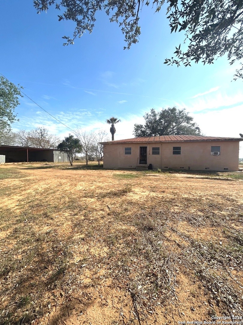494 Mann Road Poteet, TX 78065 - Photo 4 of 10