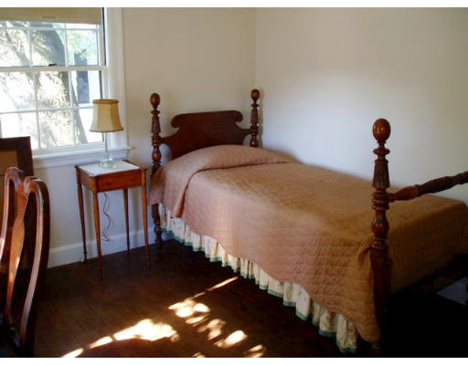 10 Asheville Road Brookline, MA 02467 - Photo 12 of 15 Gallery Image 12