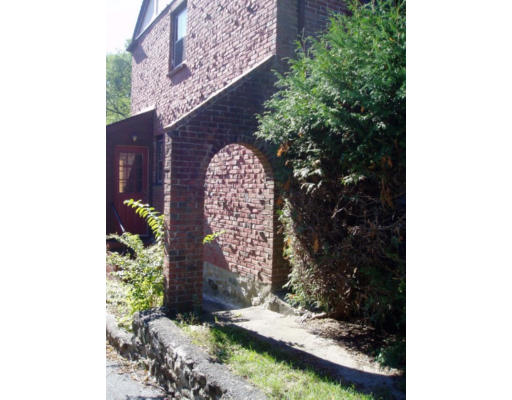 10 Asheville Road Brookline, MA 02467 - Photo 2 of 15 Gallery Image 2