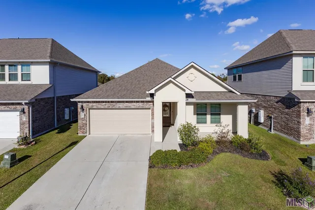 $319,990 | 13919 Keever Avenue, Baton Rouge, LA 70817
