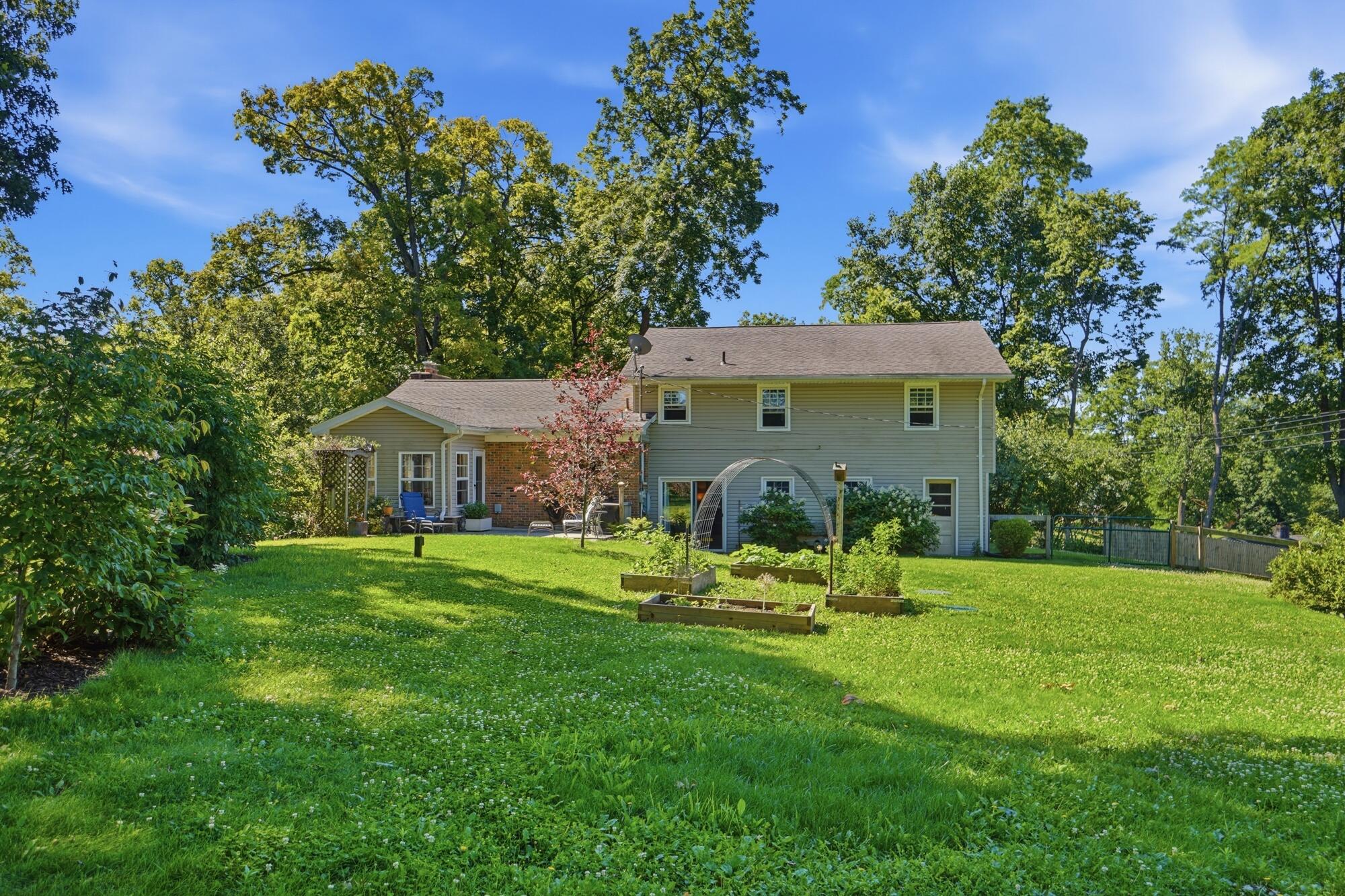 1918 Devon Drive Springfield, OH 45503 - Photo 51 of 55 087