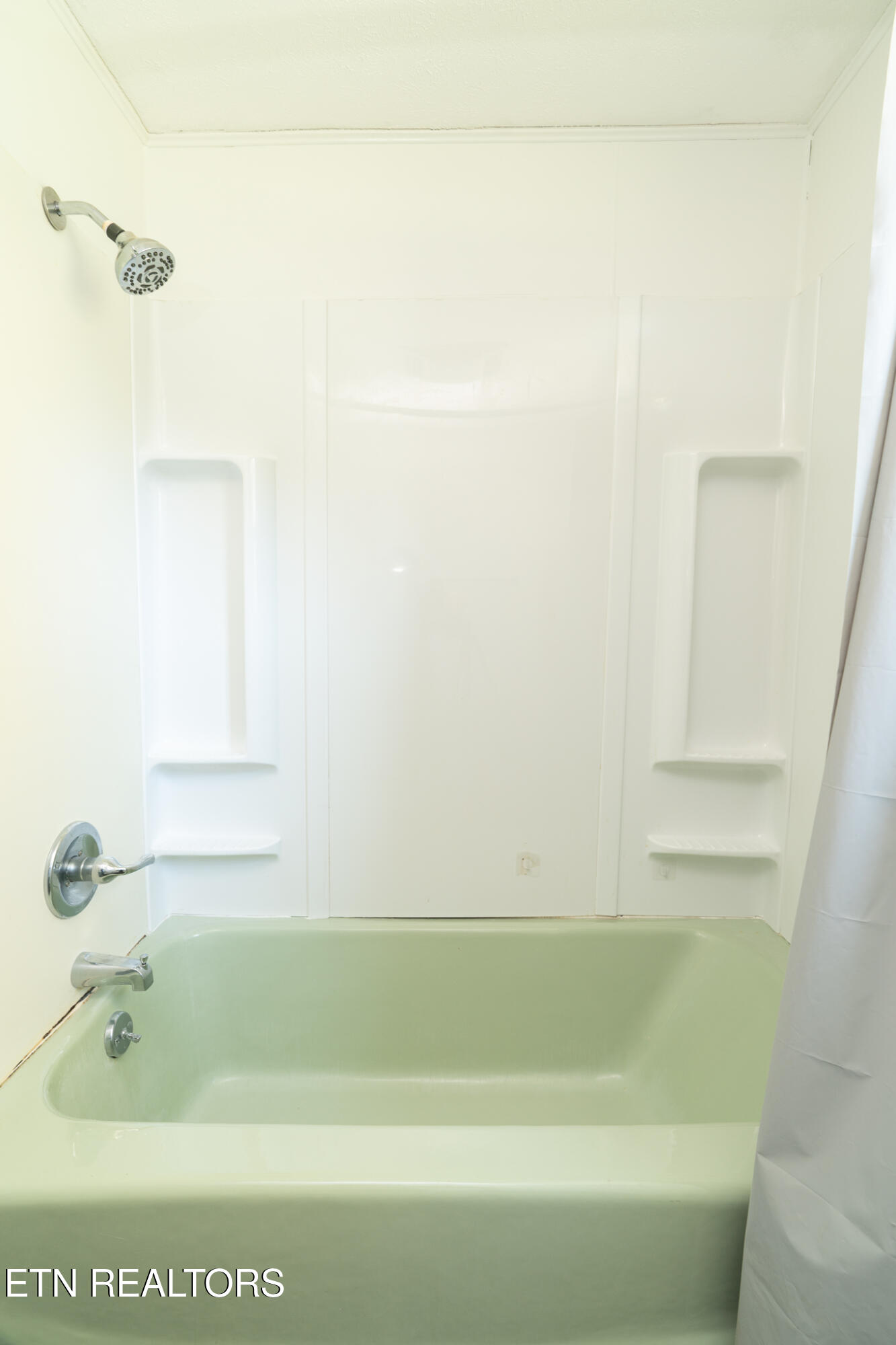 4516 Plummer Road Northeast Knoxville, TN 37918 - Photo 16 of 25 untitled-16