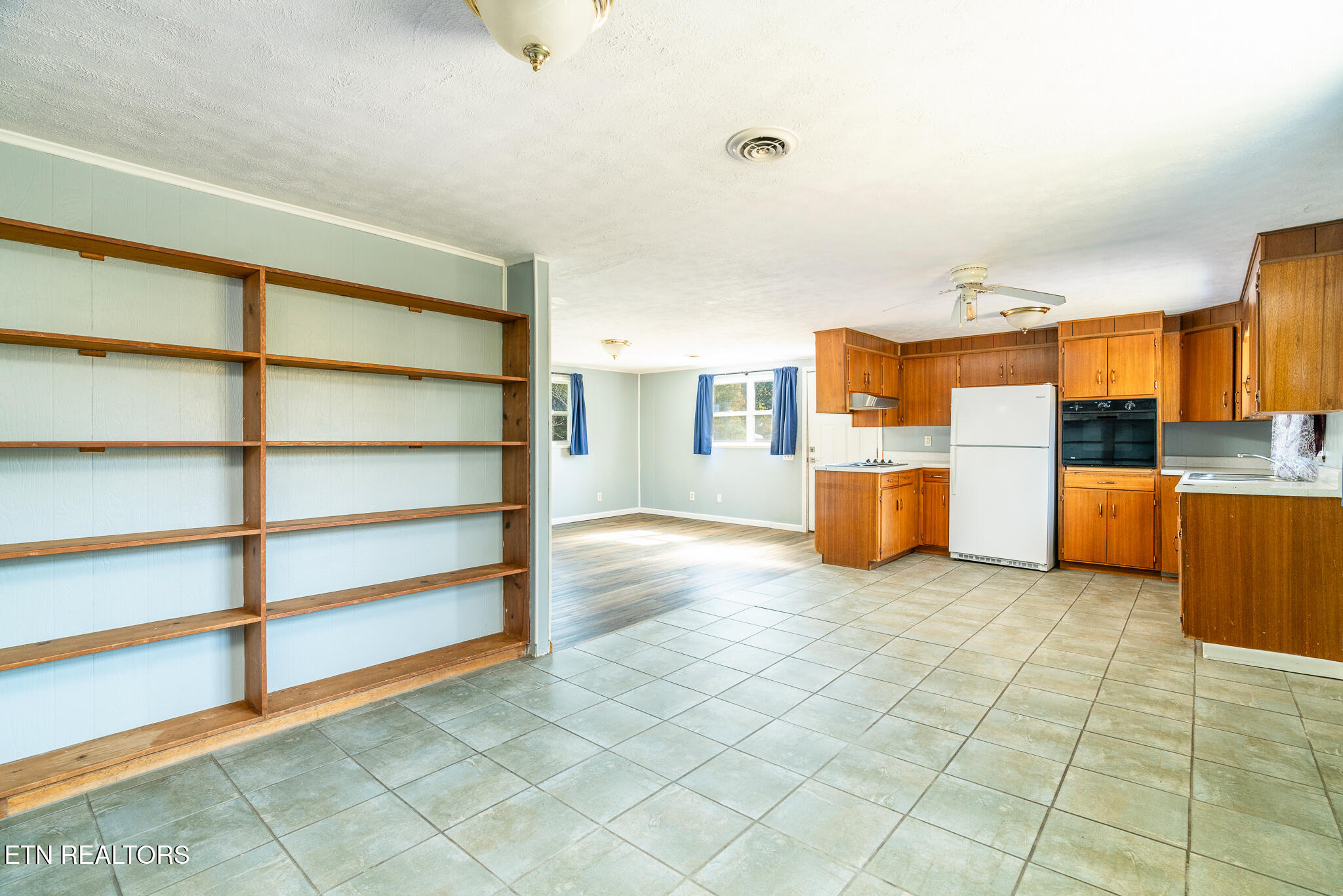 4516 Plummer Road Northeast Knoxville, TN 37918 - Photo 10 of 25 untitled-10