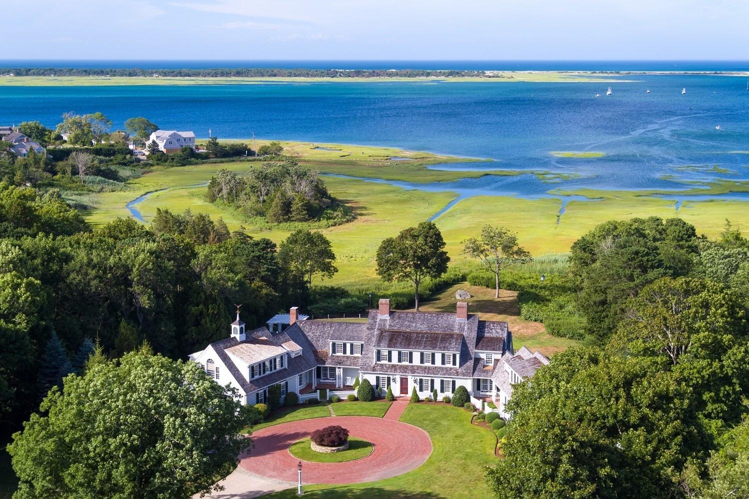 56 Rendezvous Lane Barnstable, MA 02630 - Photo 4 of 35 a view of a city with an ocean