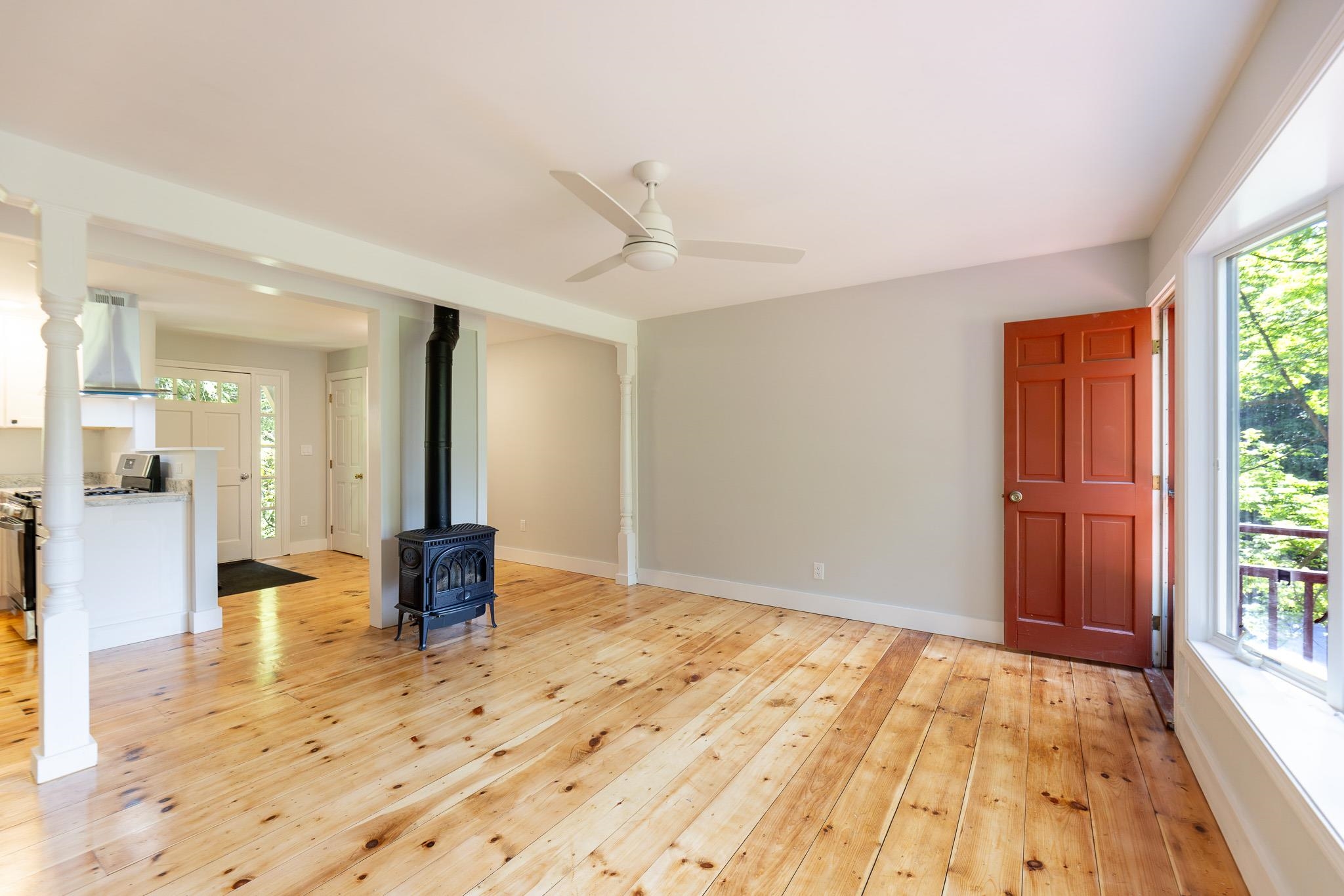 826 Hard Road, Unit B4 Hartford, VT 05059 - Photo 6 of 23