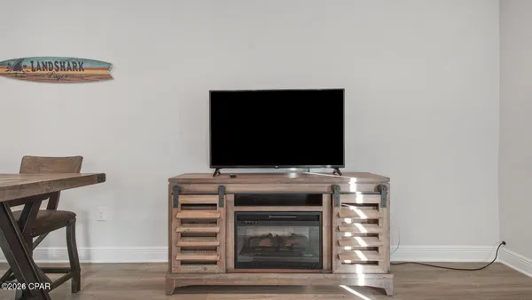 $2,100 | 7672 Shadow Lake Drive, Panama City Beach, FL 32407