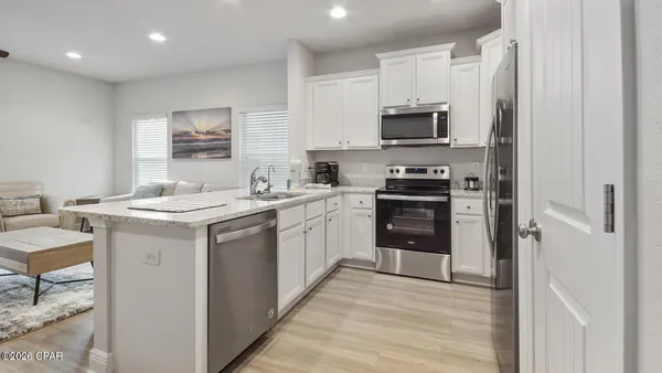 $2,100 | 7672 Shadow Lake Drive, Panama City Beach, FL 32407