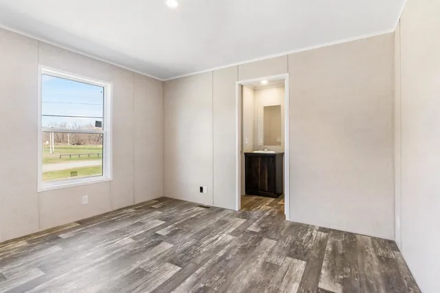 $1,700 | 56 South Court Street, Unit 2, Haverhill, NH 03785