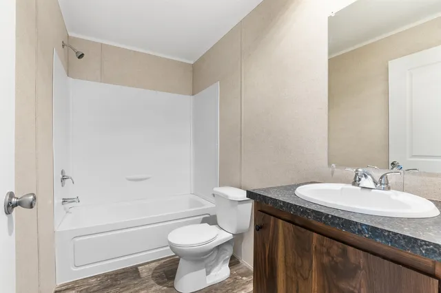 $1,700 | 56 South Court Street, Unit 2, Haverhill, NH 03785