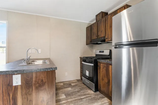 $1,700 | 56 South Court Street, Unit 2, Haverhill, NH 03785