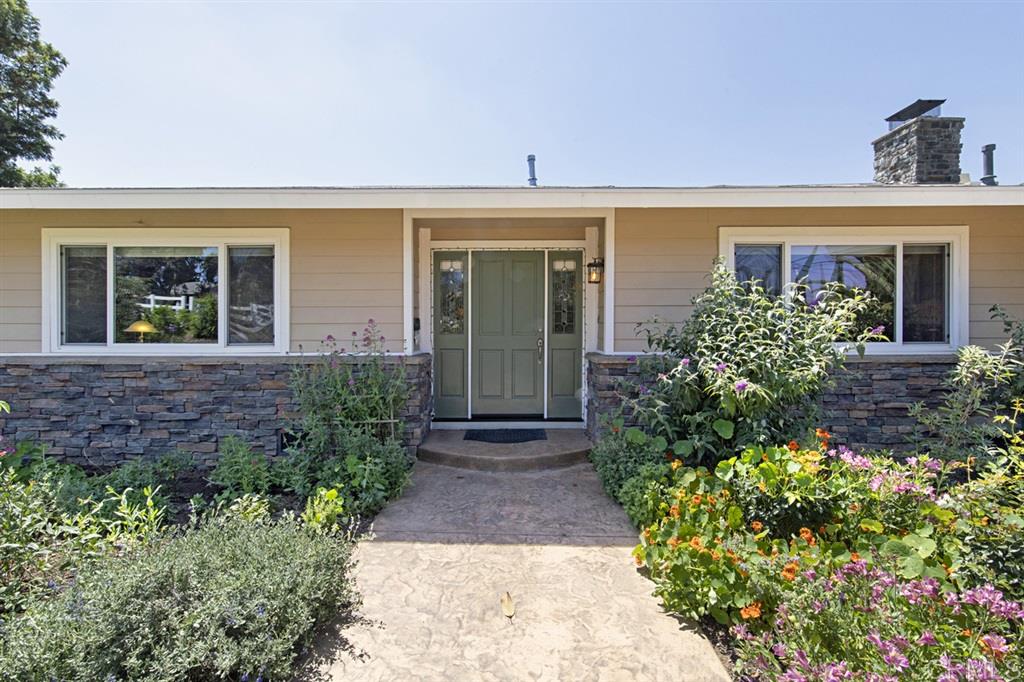 1565 McDonald Road Fallbrook, CA 92028 - Photo 3 of 25