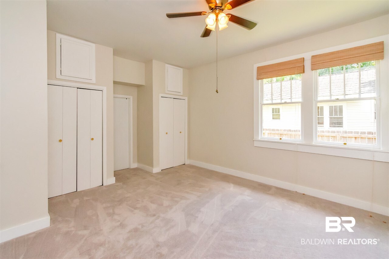 2056 Old Government Street Mobile, AL 36606 - Photo 16 of 36