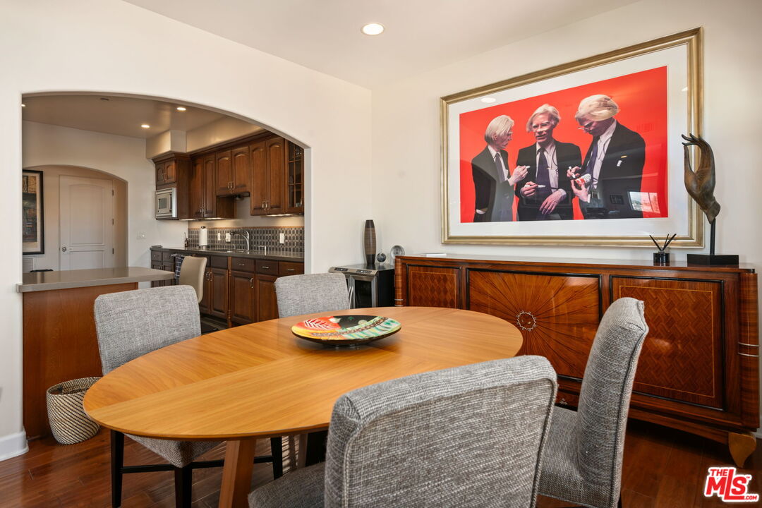 12026 Rhode Island Avenue Los Angeles, CA 90025 - Photo 11 of 28