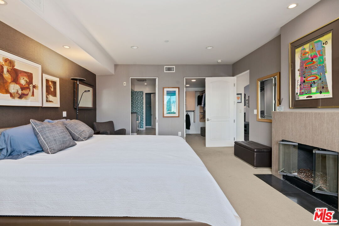 12026 Rhode Island Avenue Los Angeles, CA 90025 - Photo 16 of 28