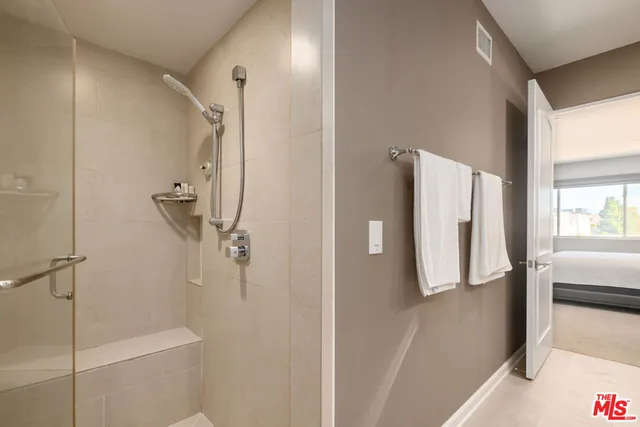 $1,555,000 | 12026 Rhode Island Avenue, Los Angeles, CA 90025