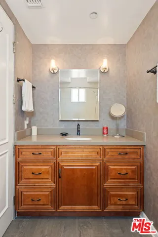 $1,555,000 | 12026 Rhode Island Avenue, Los Angeles, CA 90025