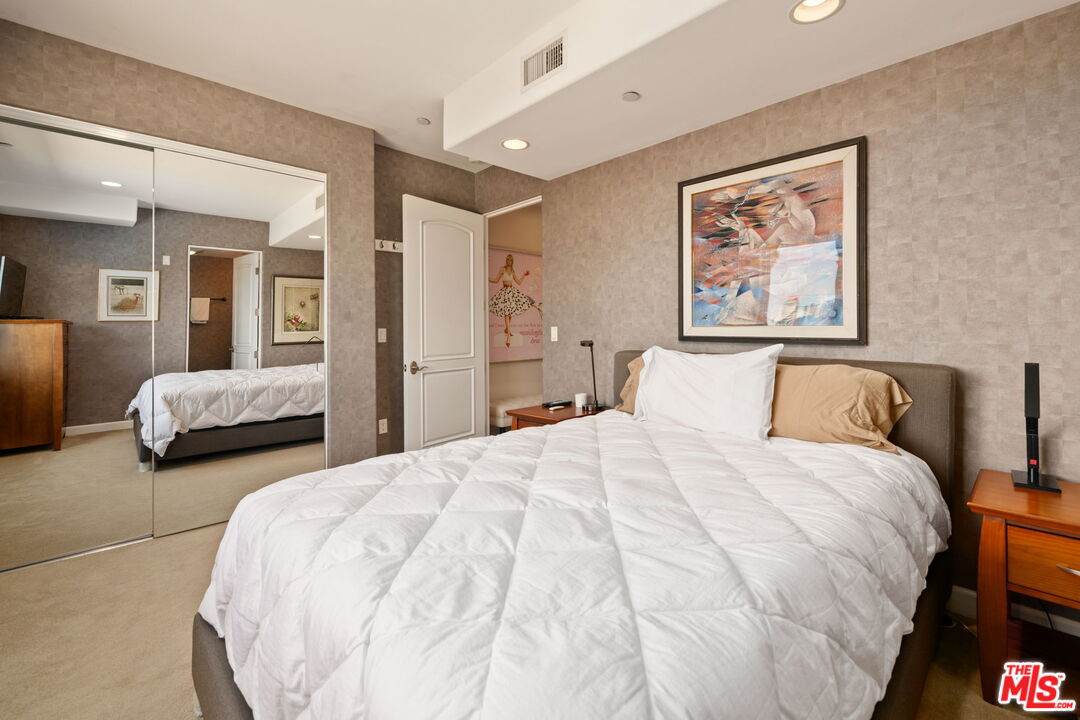 12026 Rhode Island Avenue Los Angeles, CA 90025 - Photo 22 of 28