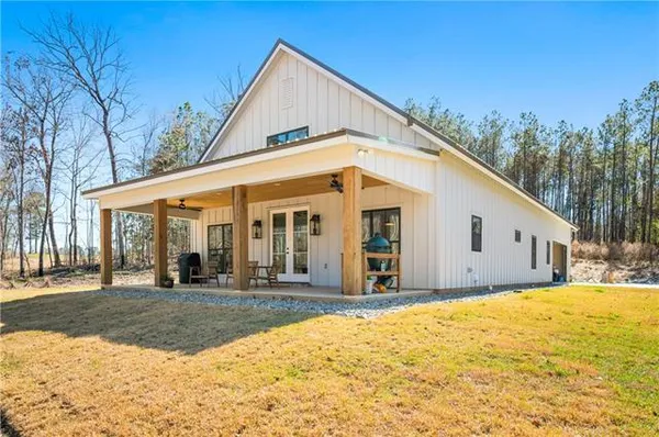 $425,000 | 9549 L A Highway 28 West, Boyce, LA 71409