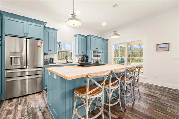 $425,000 | 9549 L A Highway 28 West, Boyce, LA 71409