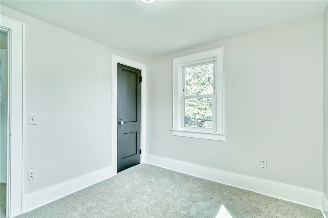 110 St Casimir Street Rochester, NY 14621 - Photo 23 of 37