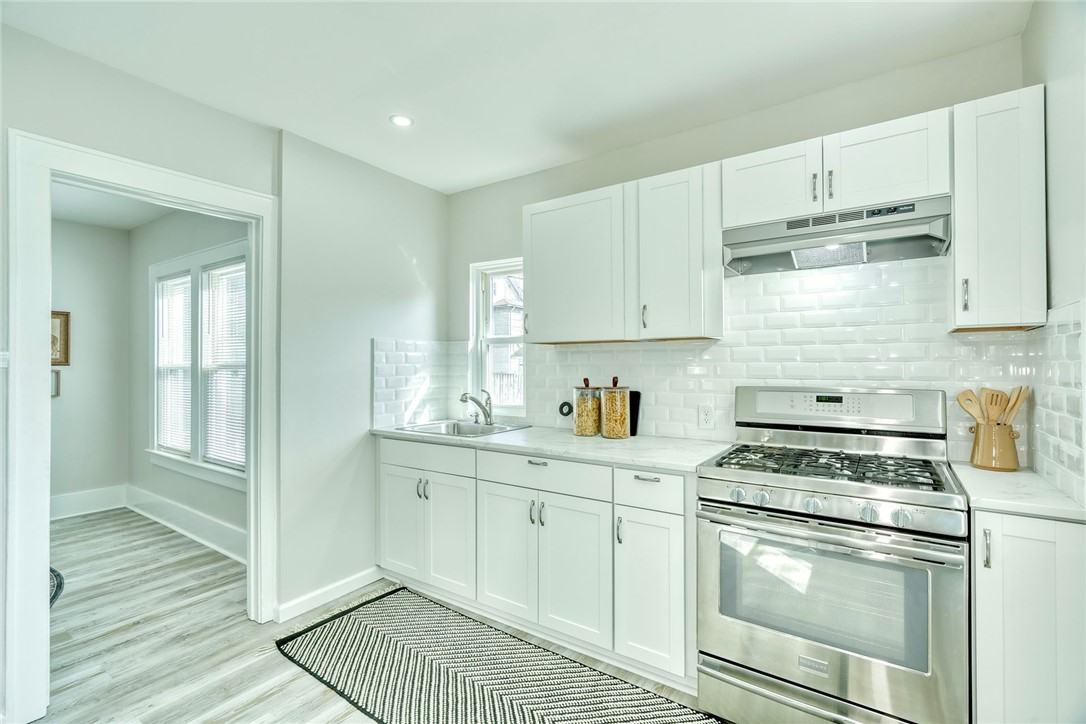 110 St Casimir Street Rochester, NY 14621 - Photo 5 of 37