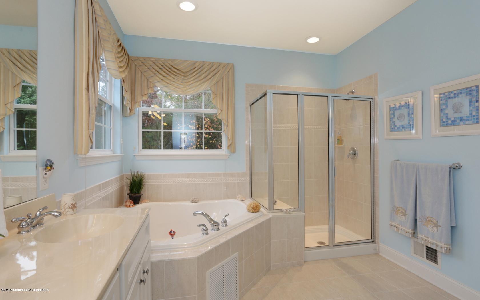 78 Gables Way Jackson, NJ 08527 - Photo 21 of 33 24-photo-web-1680x1050-126370